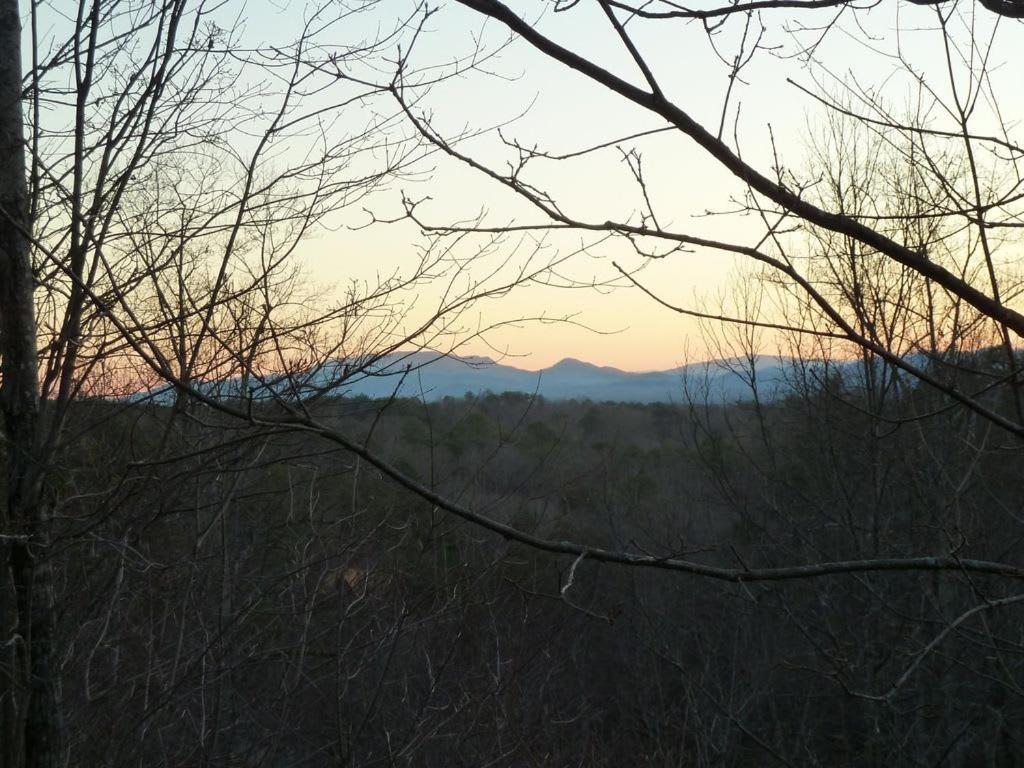 View! Cozy, Private, Fireplace, Hot Tub Log Cabin, Honeymoon! Sevierville Exterior foto